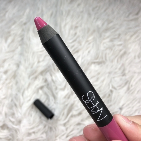 🌸 NARS Velvet Matte Lipstick 🌸 - Picture 2 of 16